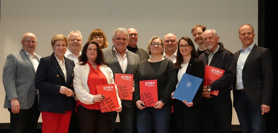 Ehrende und geehrte Mitarbeiter